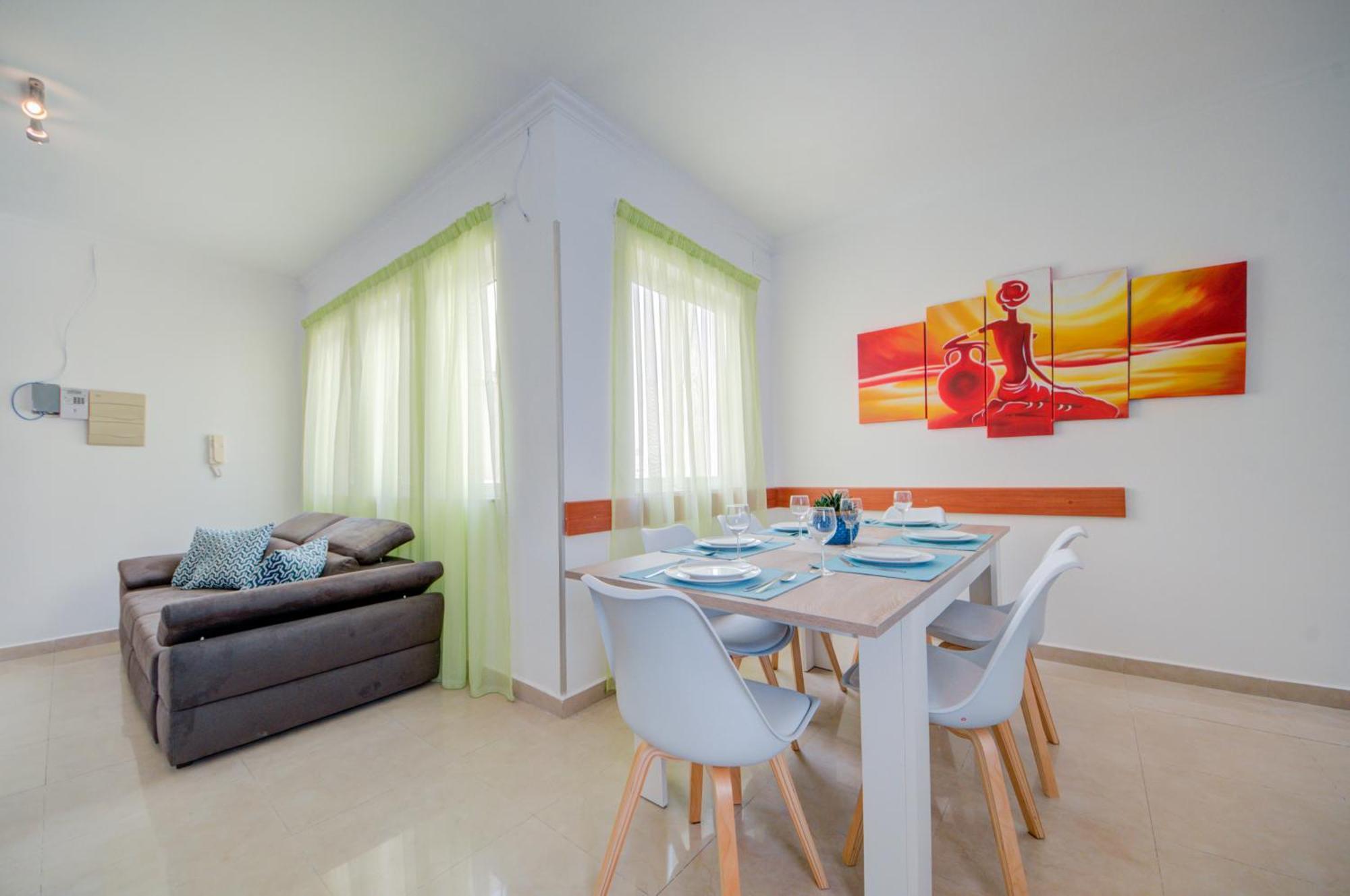 St Julian'S Unique 3-Bedroom Apartments Sleeps 9-10 San Julián Exterior foto